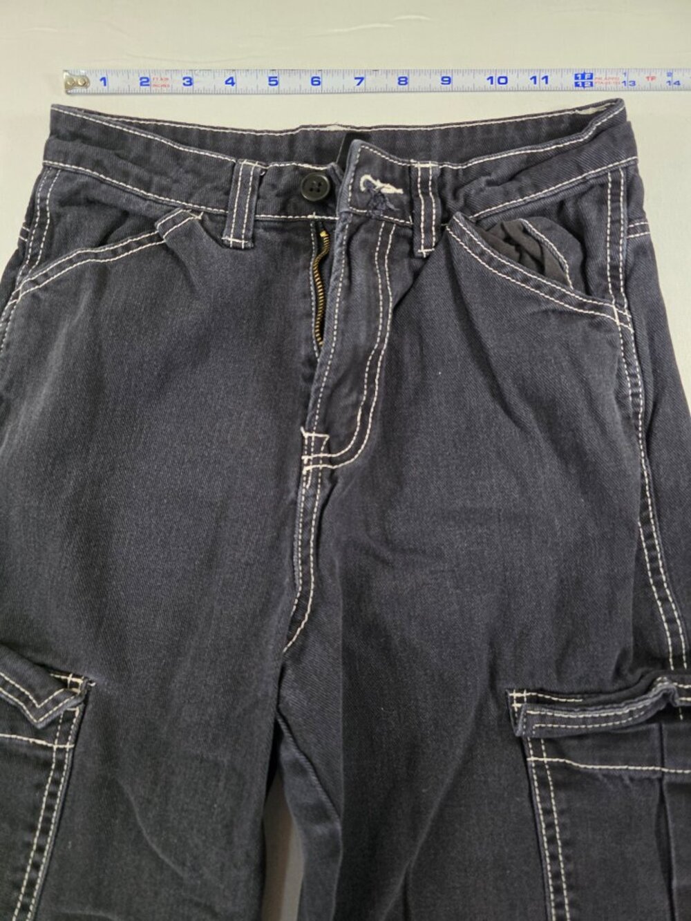 Divided H&M Jeans 90s Y2K Era Cargo Pockets Black Women's Size 0 - Picture 5 of 16